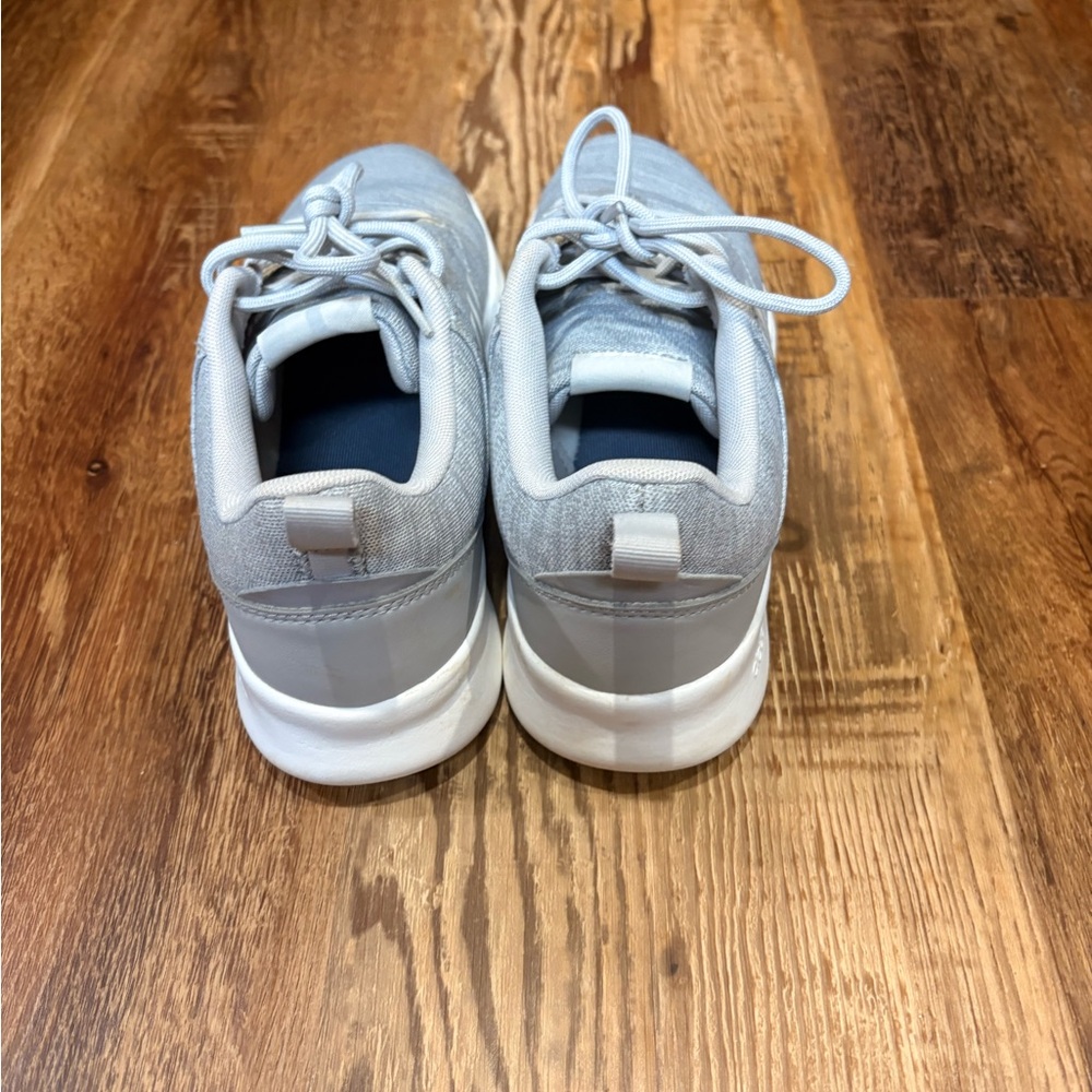 NEW Adidas Women’s Gray Athletic Shoes - Picture 4 of 6